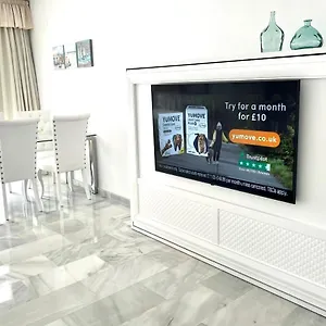 Mi Capricho Beachfront- P300 - With Sea View Apartamento
